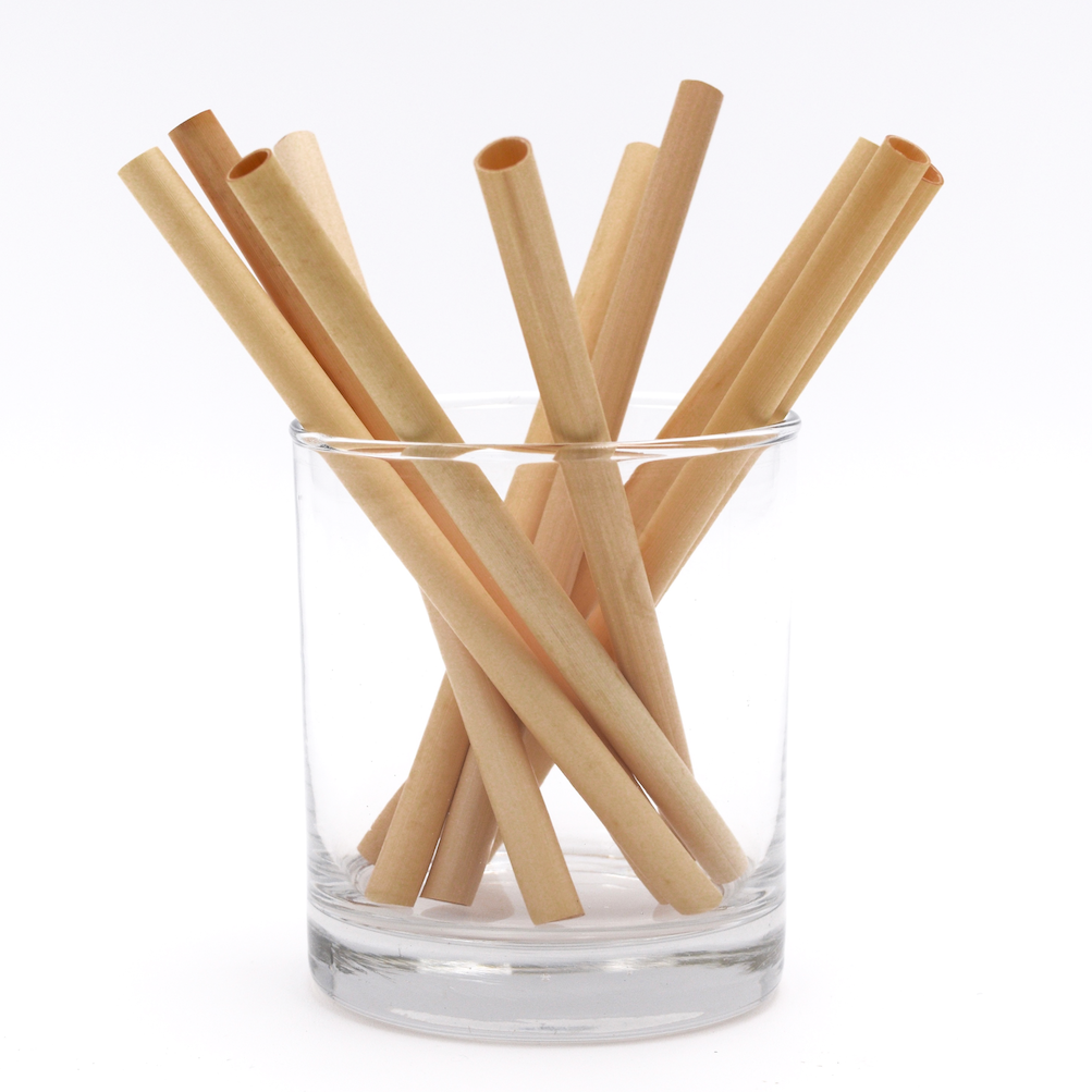 Sustainable, eco-friendly straws making easy cocktails at home